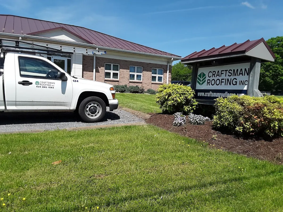 Quality Skylight Repair by experienced craftsmen in Hartford City